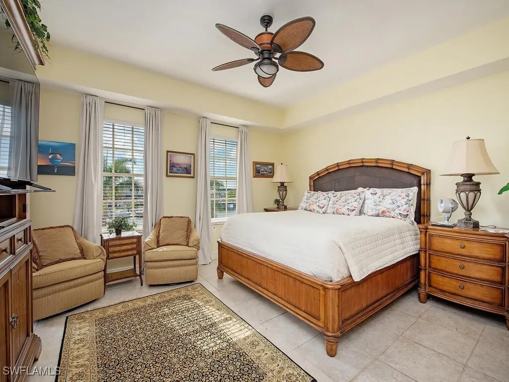 451 Bayfront Place Naples FL 34102