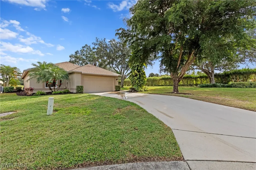 21185 Butchers Holler Estero FL 33928
