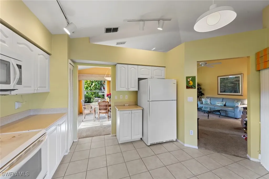 21185 Butchers Holler Estero FL 33928