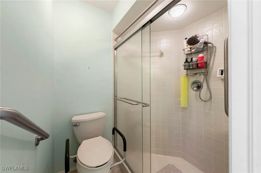 21185 Butchers Holler Estero FL 33928