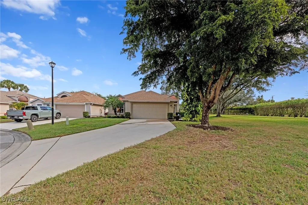 21185 Butchers Holler Estero FL 33928