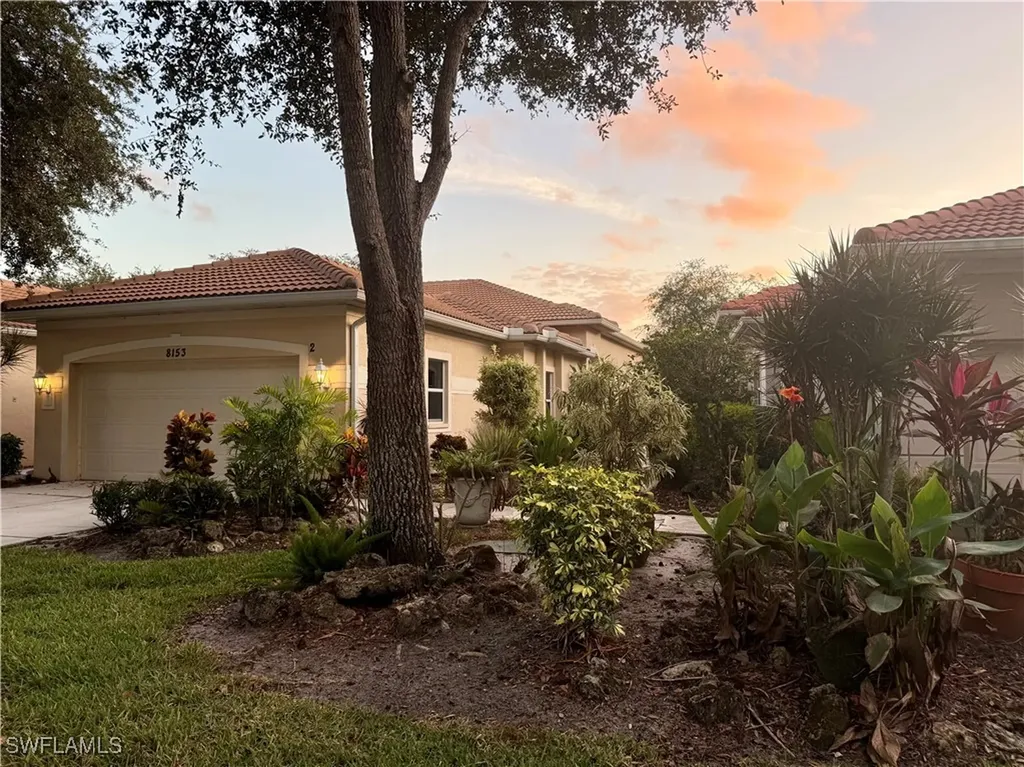 8153 Sanctuary Drive Naples FL 34104