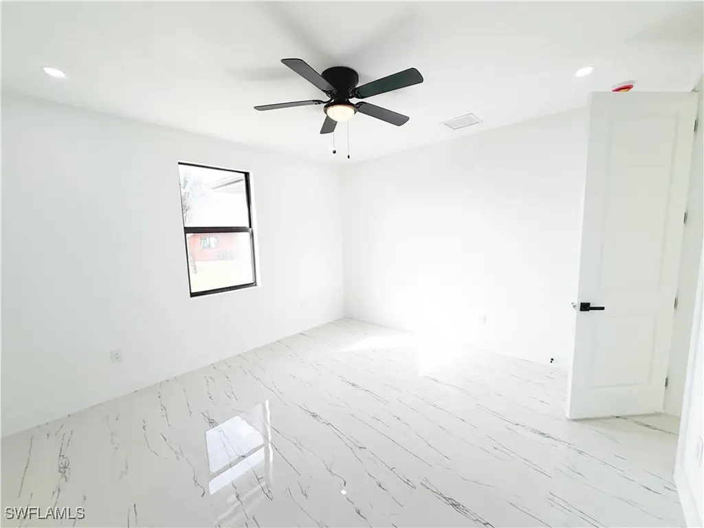 4412-4414 14th Street SW Lehigh Acres FL 33979