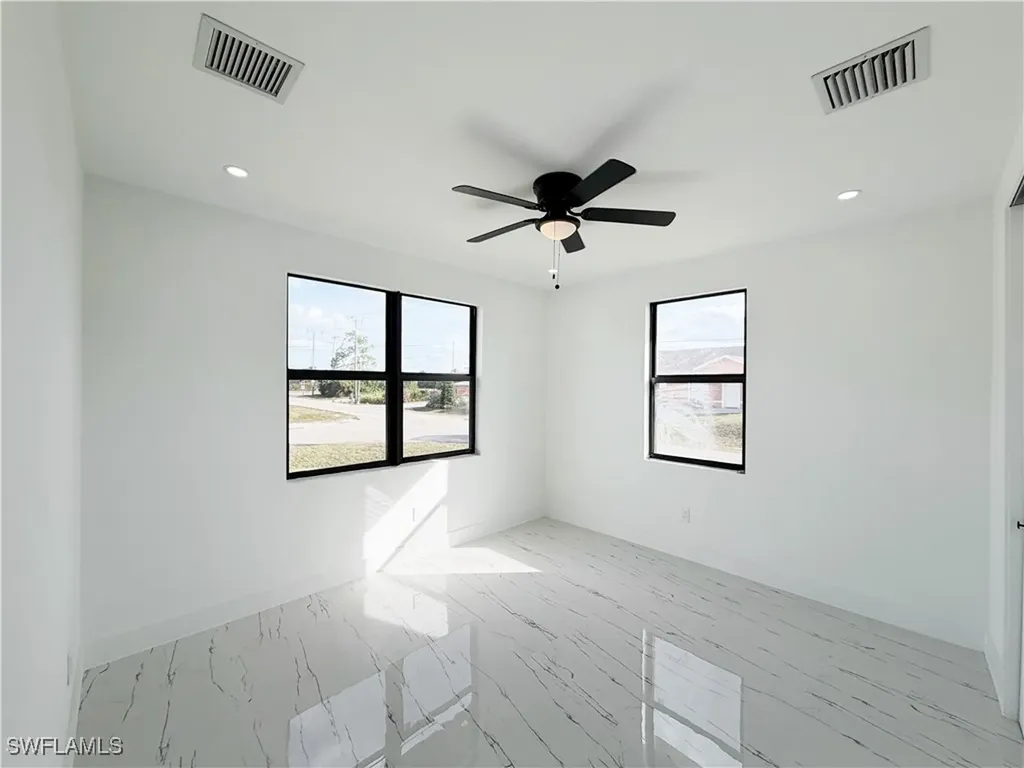 4412-4414 14th Street SW Lehigh Acres FL 33979