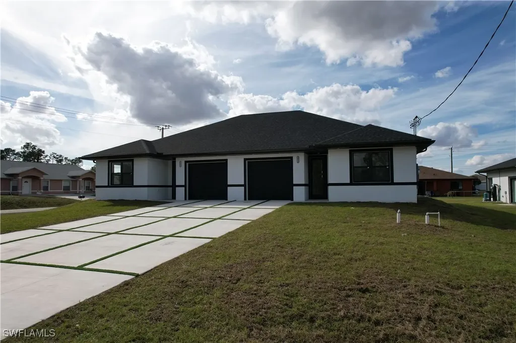 4412-4414 14th Street SW Lehigh Acres FL 33979