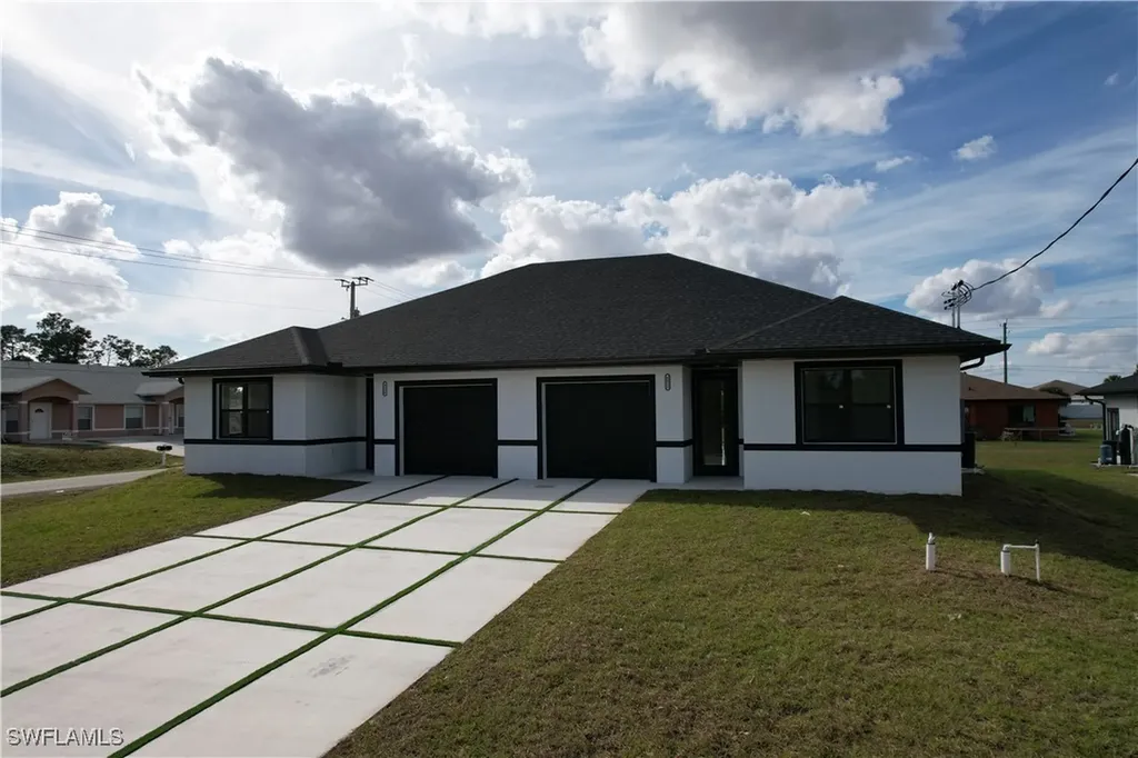 4412-4414 14th Street SW Lehigh Acres FL 33979
