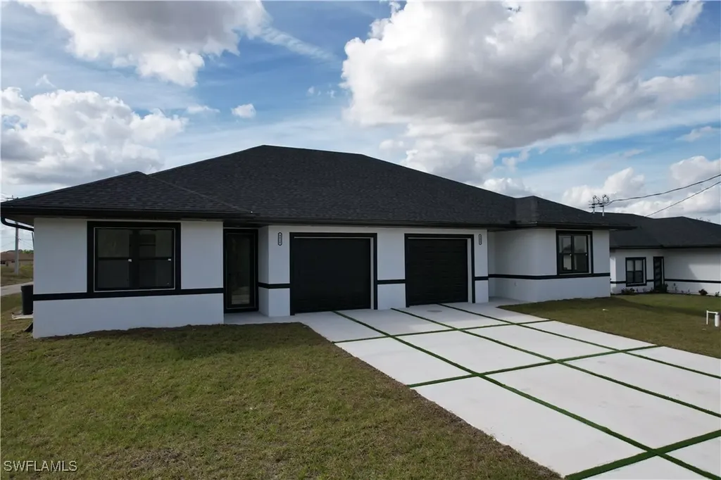 4412-4414 14th Street SW Lehigh Acres FL 33979