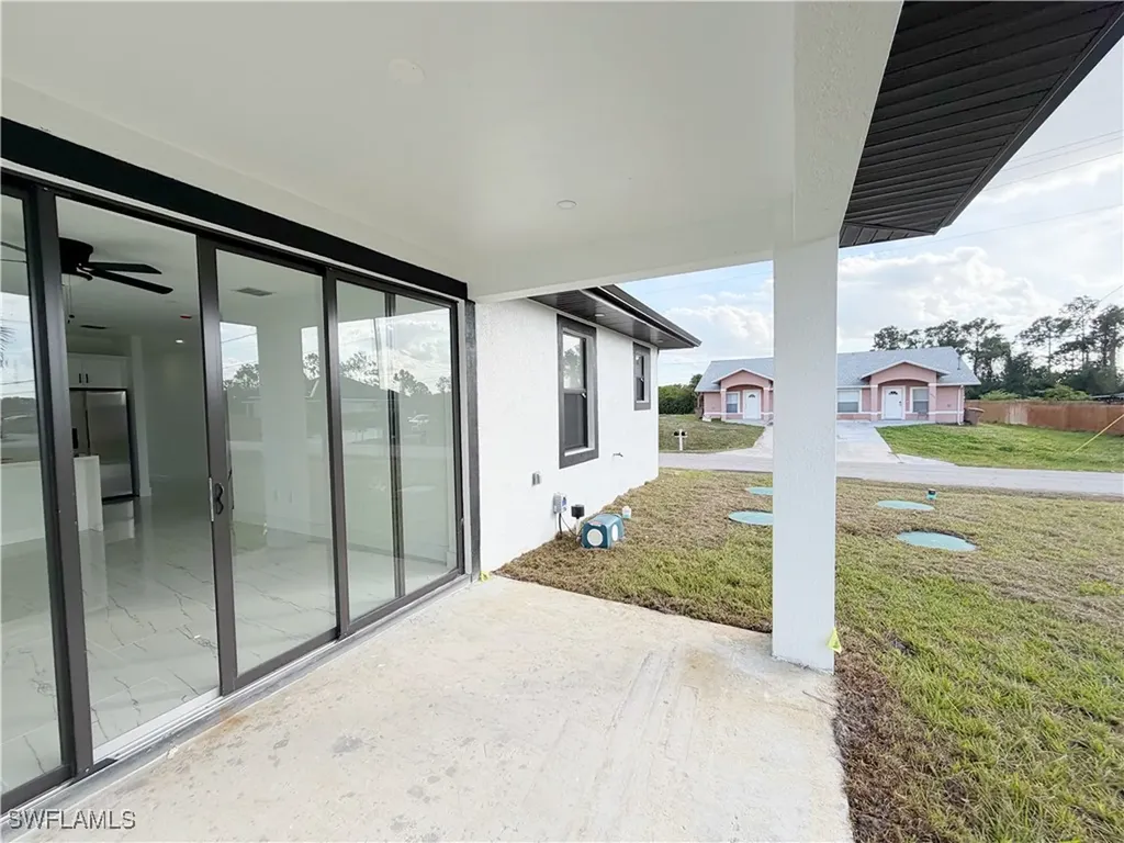 4412-4414 14th Street SW Lehigh Acres FL 33979