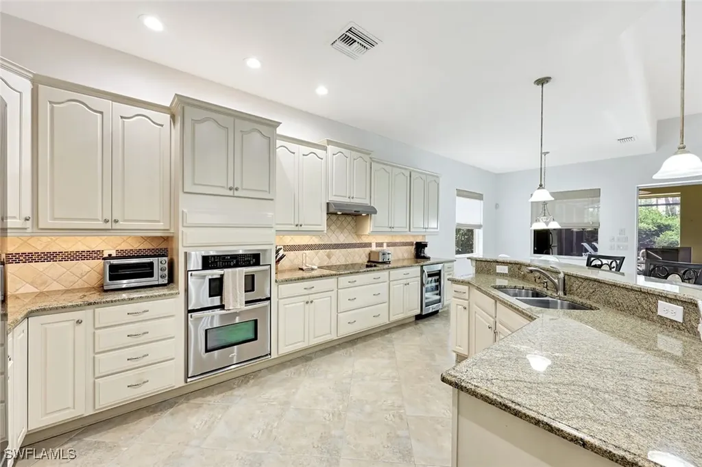 7655 Martino Circle Naples FL 34112