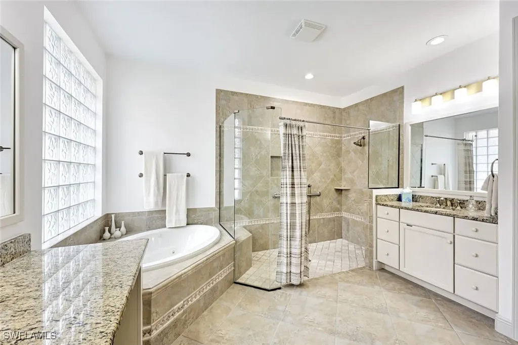 7655 Martino Circle Naples FL 34112