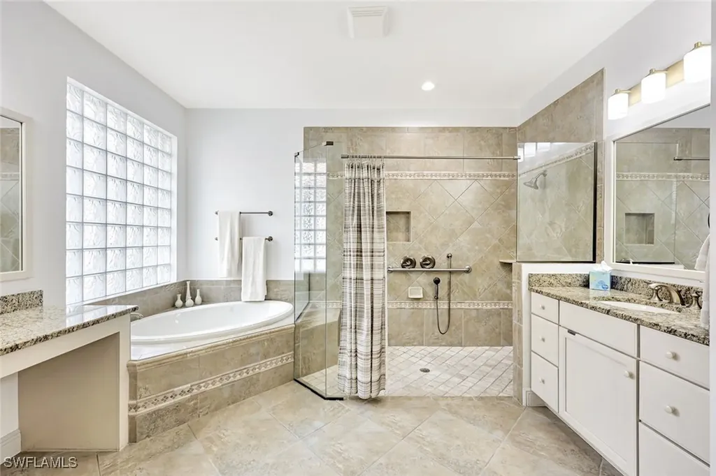 7655 Martino Circle Naples FL 34112