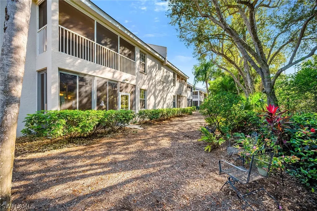 3755 Fieldstone Boulevard Naples FL 34109