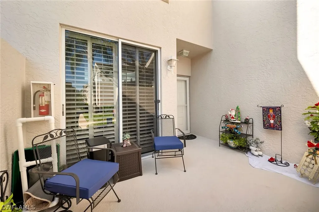 3755 Fieldstone Boulevard Naples FL 34109