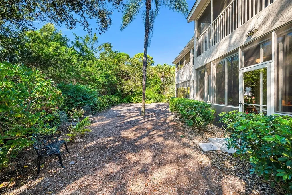 3755 Fieldstone Boulevard Naples FL 34109