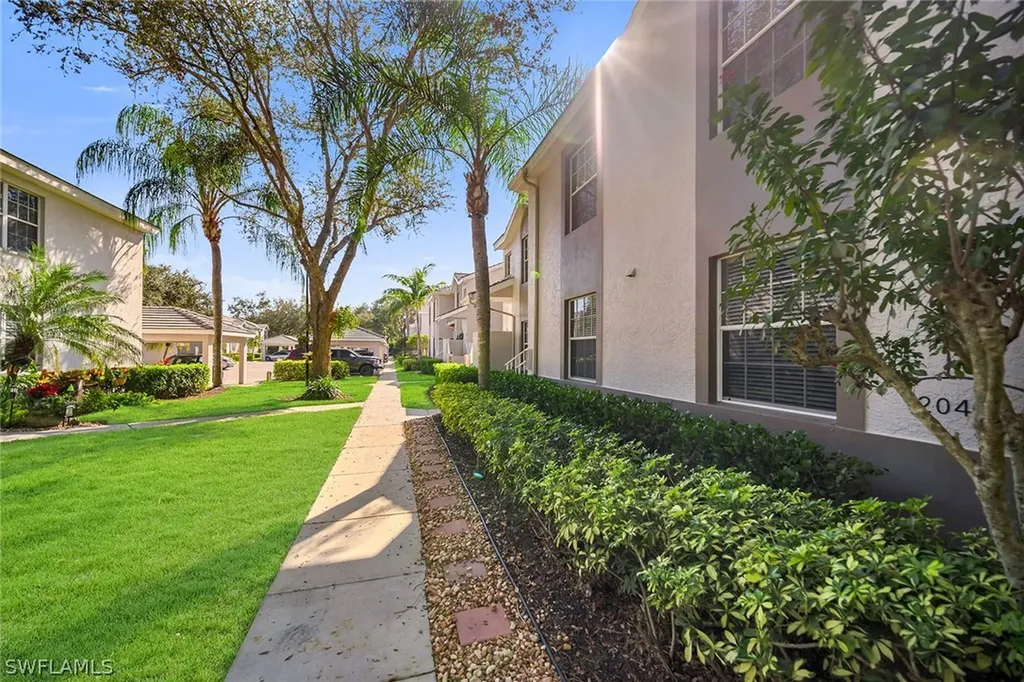 3755 Fieldstone Boulevard Naples FL 34109