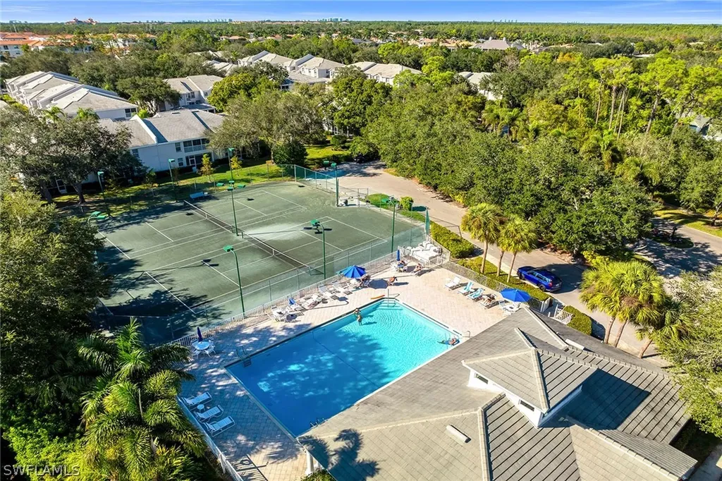 3755 Fieldstone Boulevard Naples FL 34109
