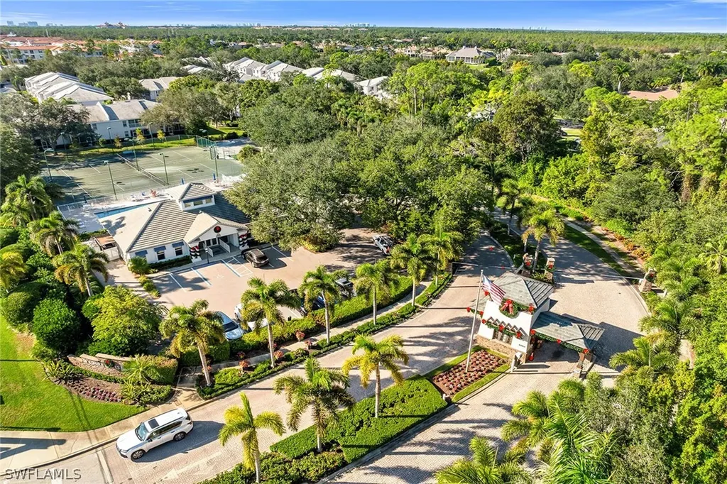 3755 Fieldstone Boulevard Naples FL 34109