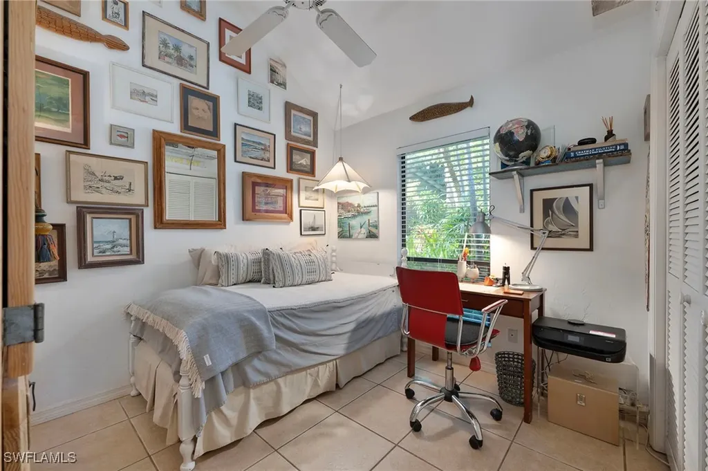 1337 Solana Road Naples FL 34103