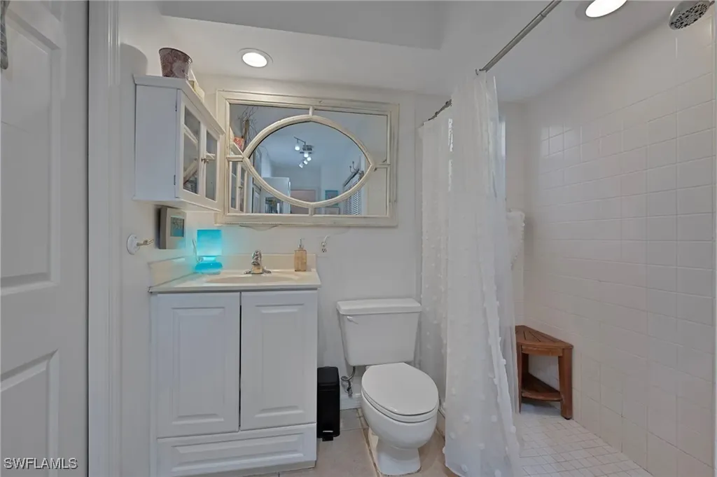 1337 Solana Road Naples FL 34103