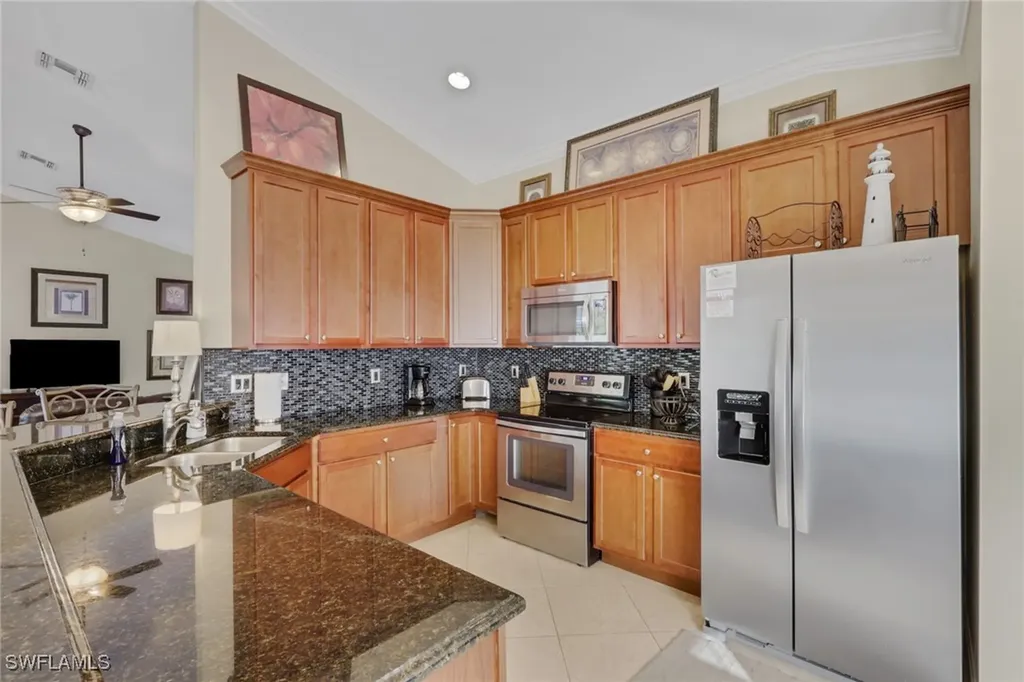 1287 Briarwood Court Naples FL 34104