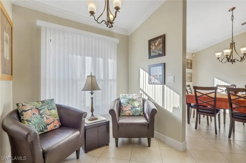 1287 Briarwood Court Naples FL 34104