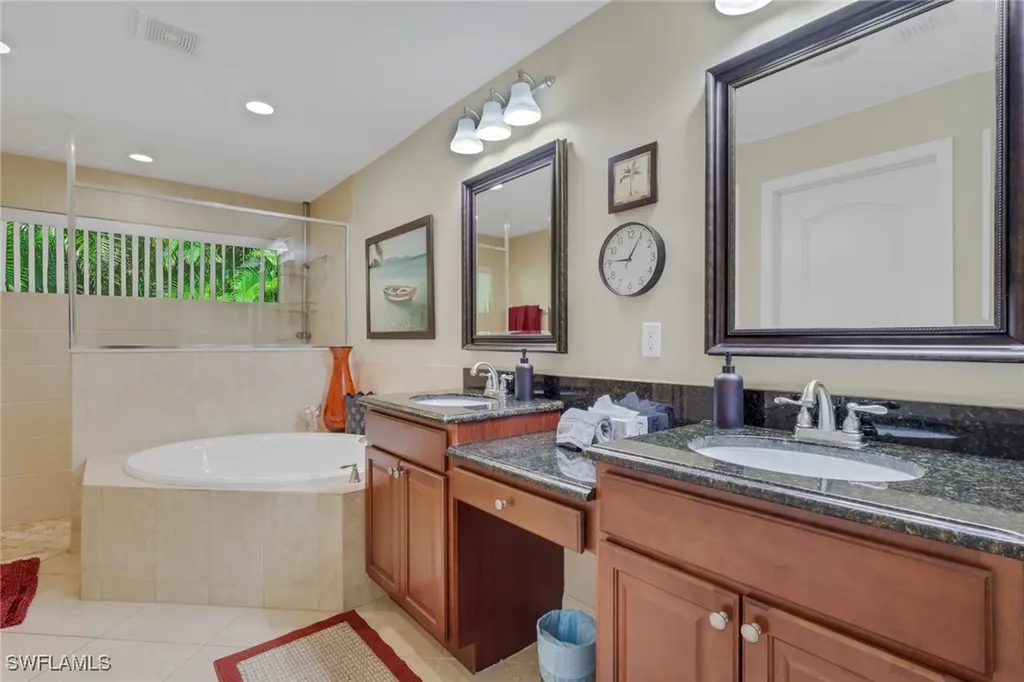 1287 Briarwood Court Naples FL 34104