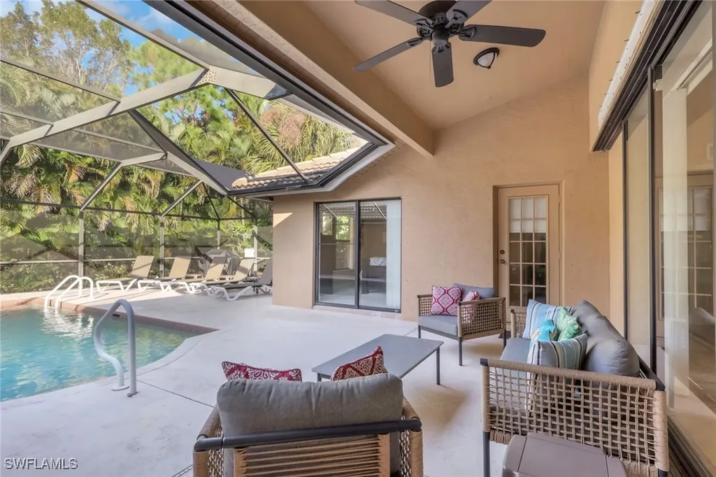 1287 Briarwood Court Naples FL 34104