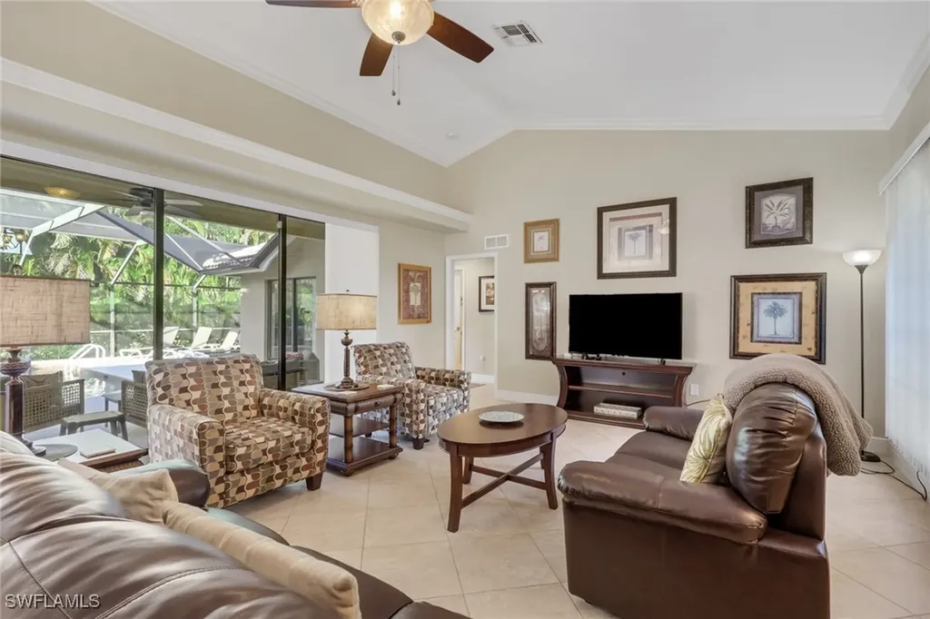 1287 Briarwood Court Naples FL 34104