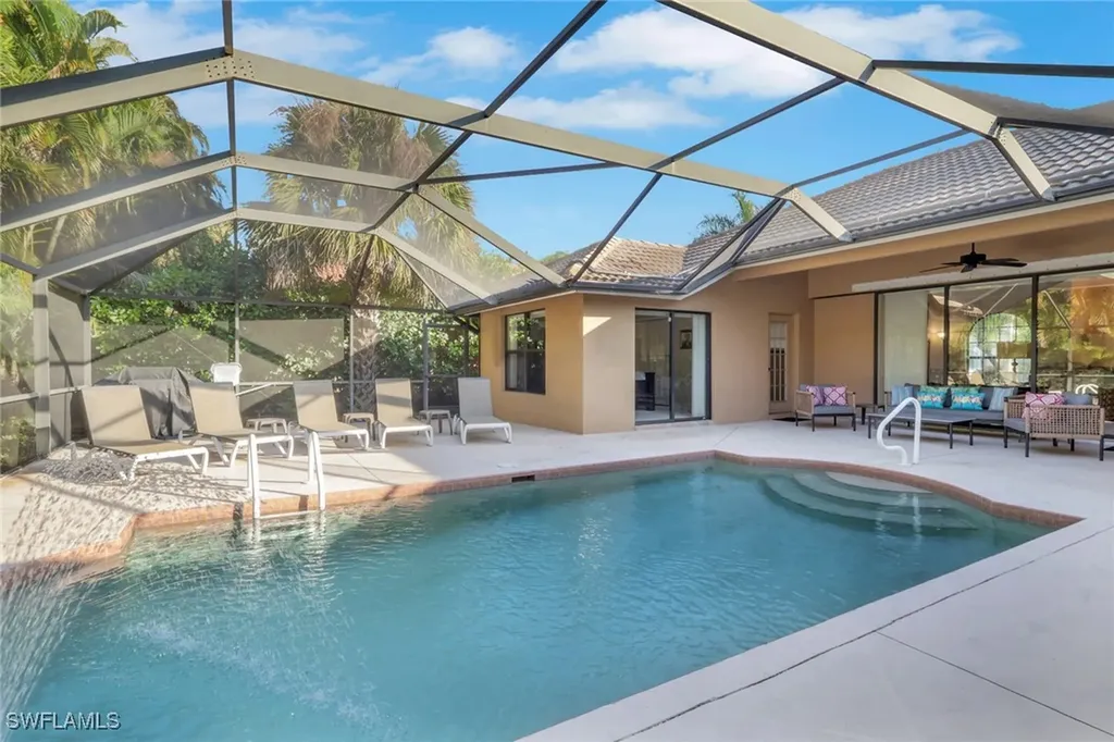 1287 Briarwood Court Naples FL 34104