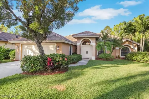 1287 Briarwood Court Naples FL 34104