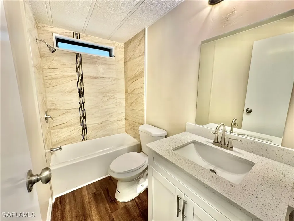 1252 Henderson Creek Drive Naples FL 34114