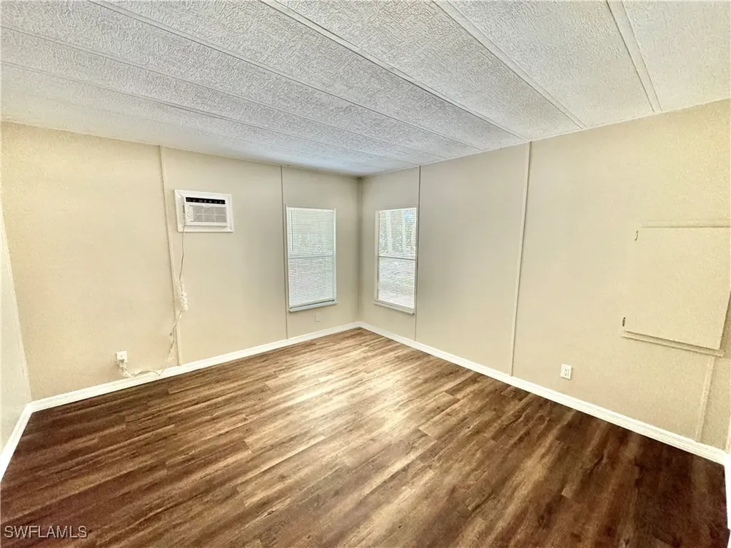 1252 Henderson Creek Drive Naples FL 34114
