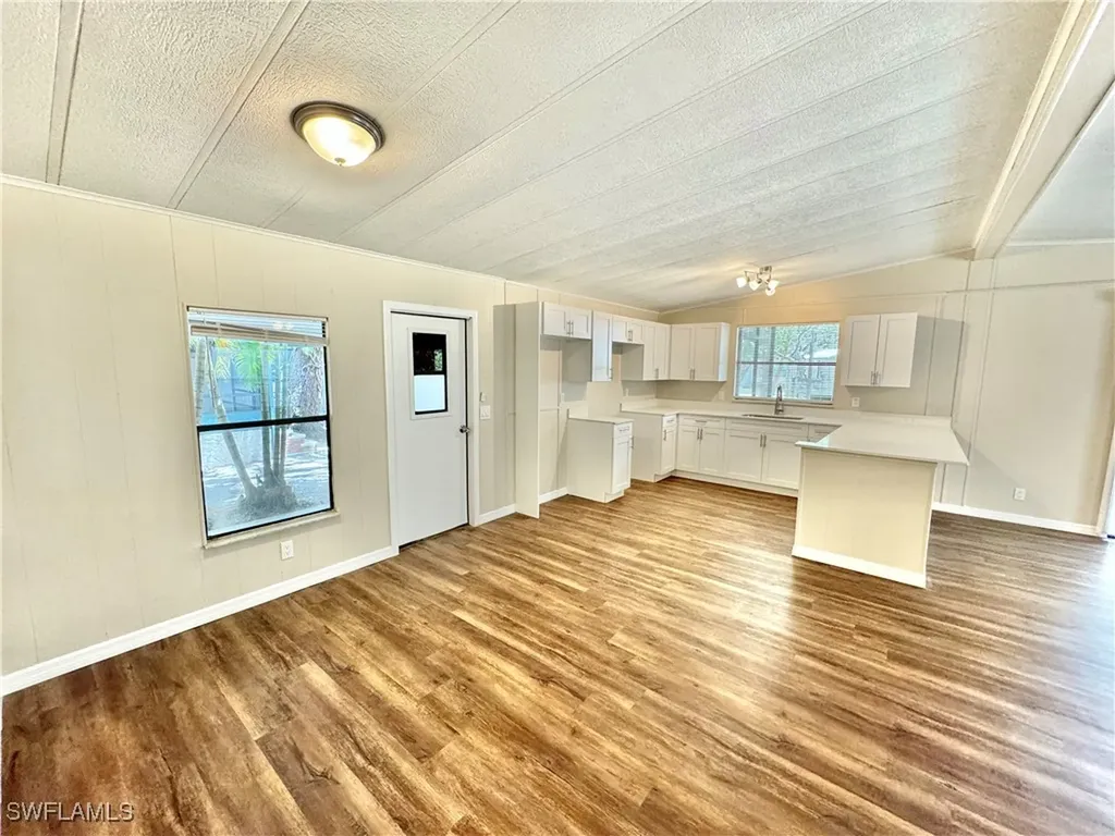 1252 Henderson Creek Drive Naples FL 34114