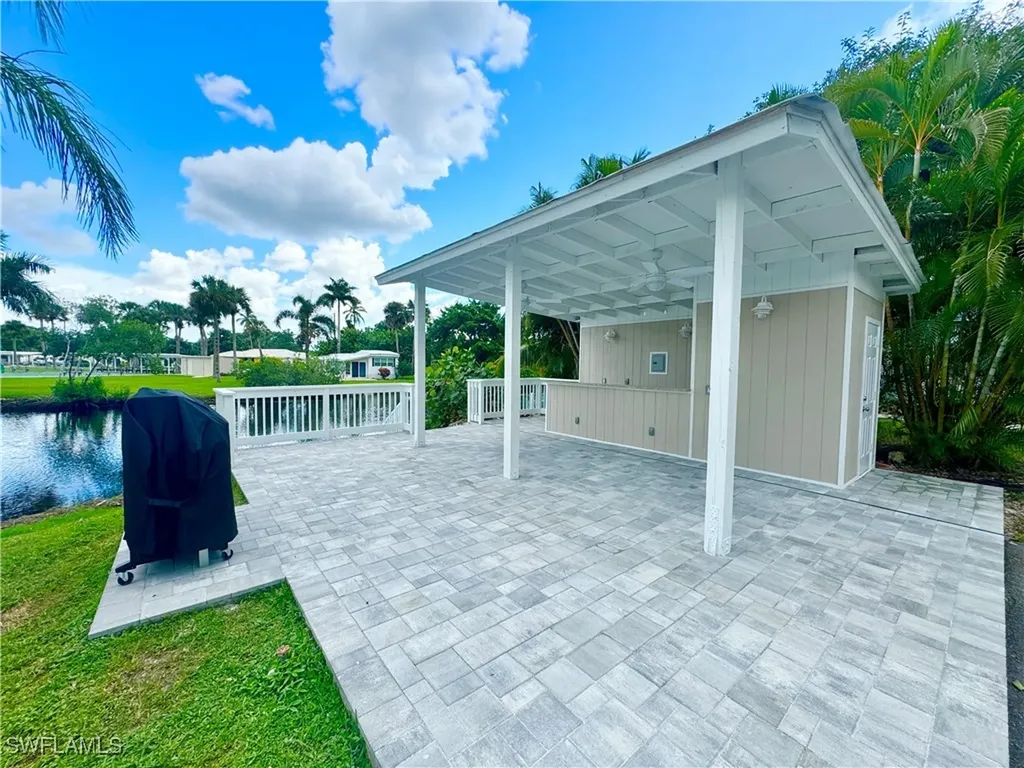 1252 Henderson Creek Drive Naples FL 34114