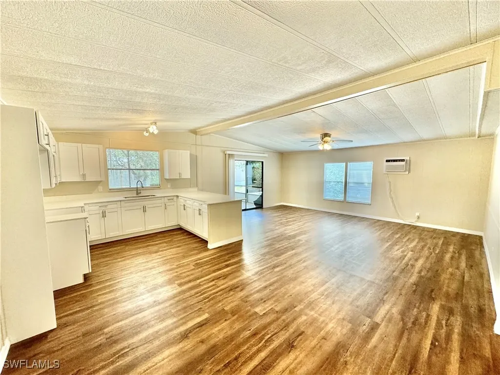 1252 Henderson Creek Drive Naples FL 34114