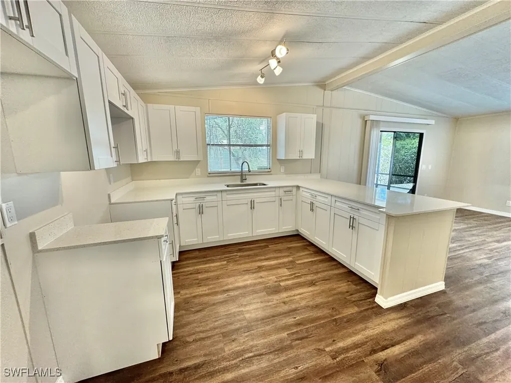 1252 Henderson Creek Drive Naples FL 34114