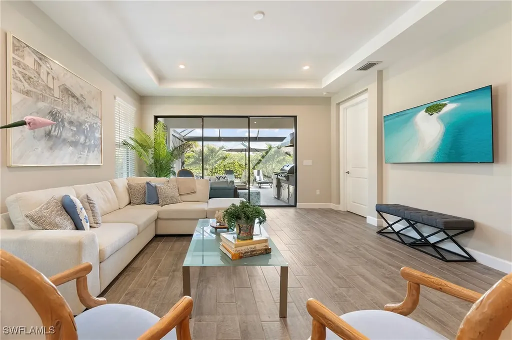 15198 Tolmino Street Naples FL 34114