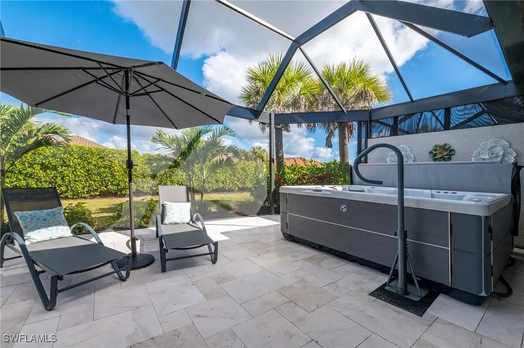 15198 Tolmino Street Naples FL 34114