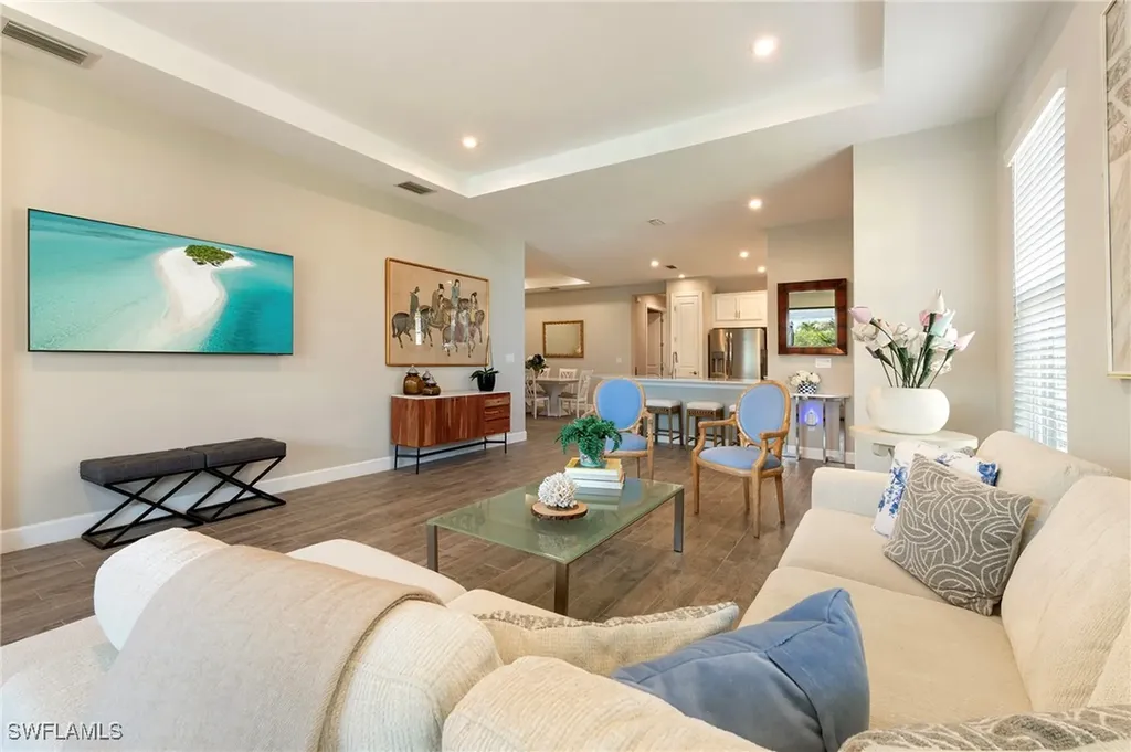 15198 Tolmino Street Naples FL 34114