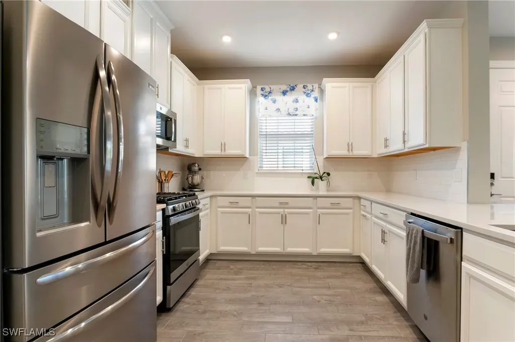 15198 Tolmino Street Naples FL 34114