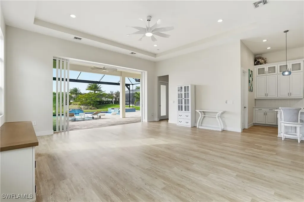 3635 Sapphire Cove Circle Naples FL 34114