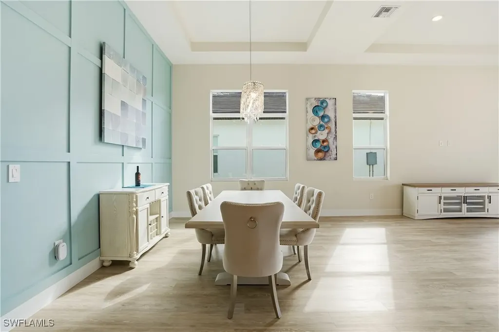 3635 Sapphire Cove Circle Naples FL 34114
