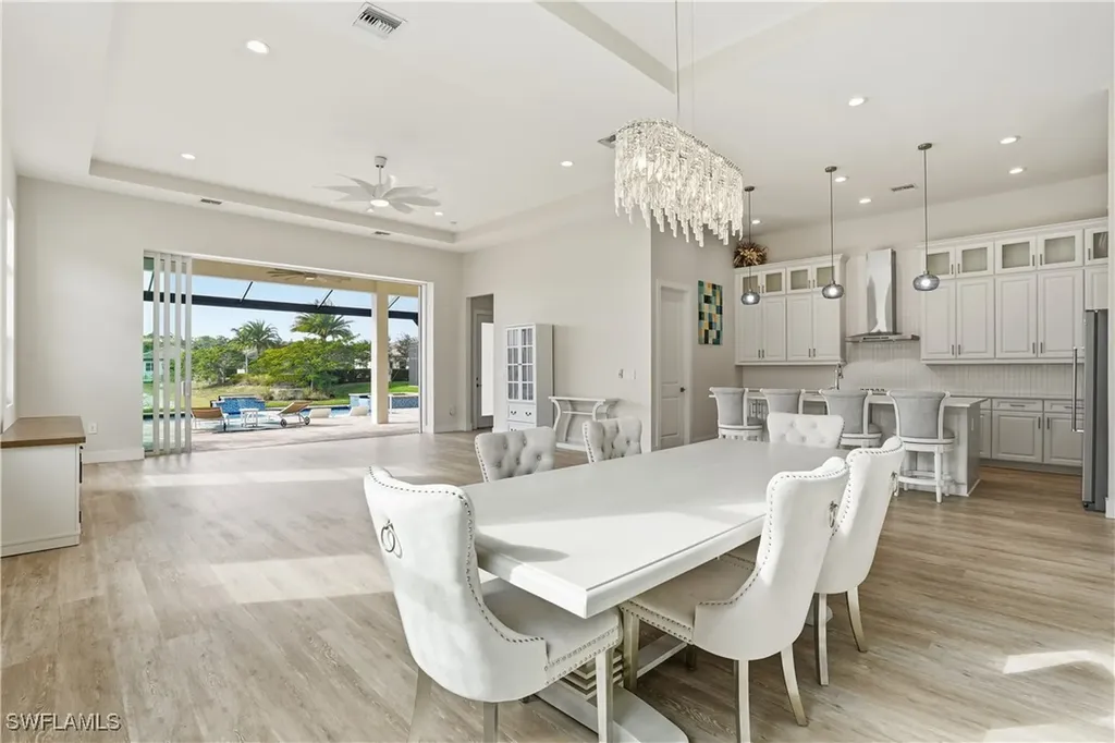 3635 Sapphire Cove Circle Naples FL 34114