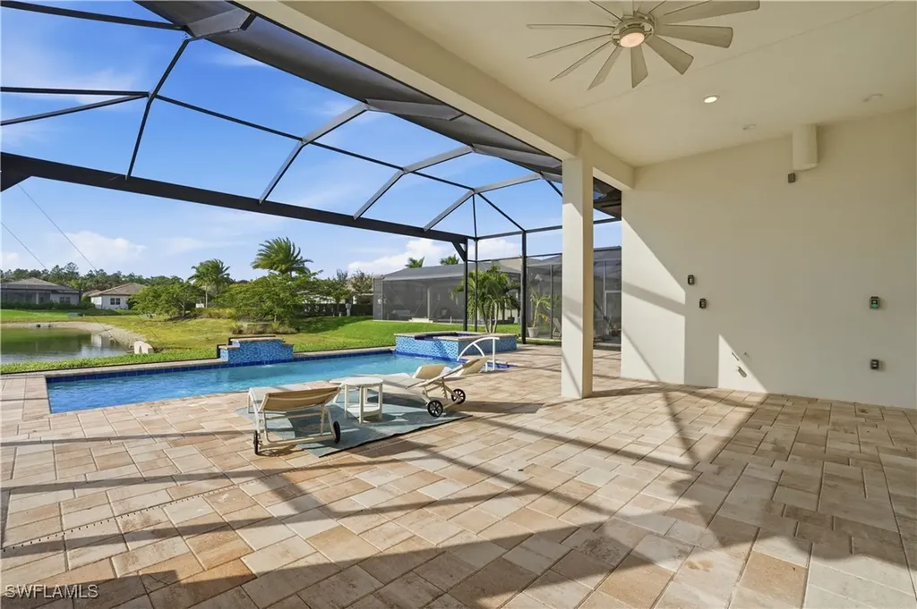 3635 Sapphire Cove Circle Naples FL 34114