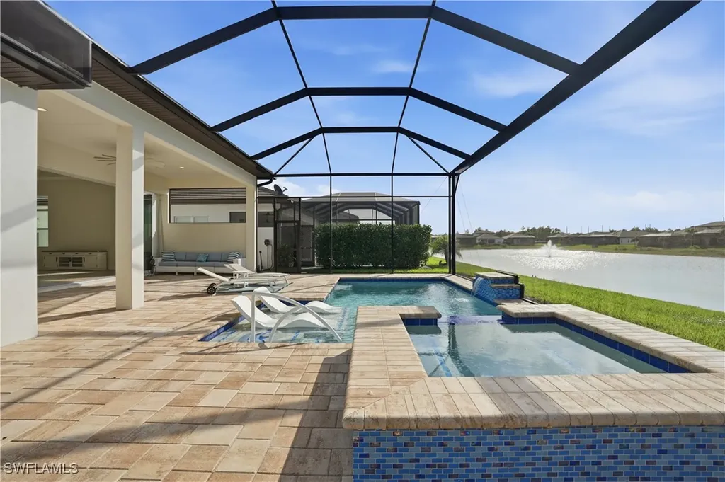 3635 Sapphire Cove Circle Naples FL 34114