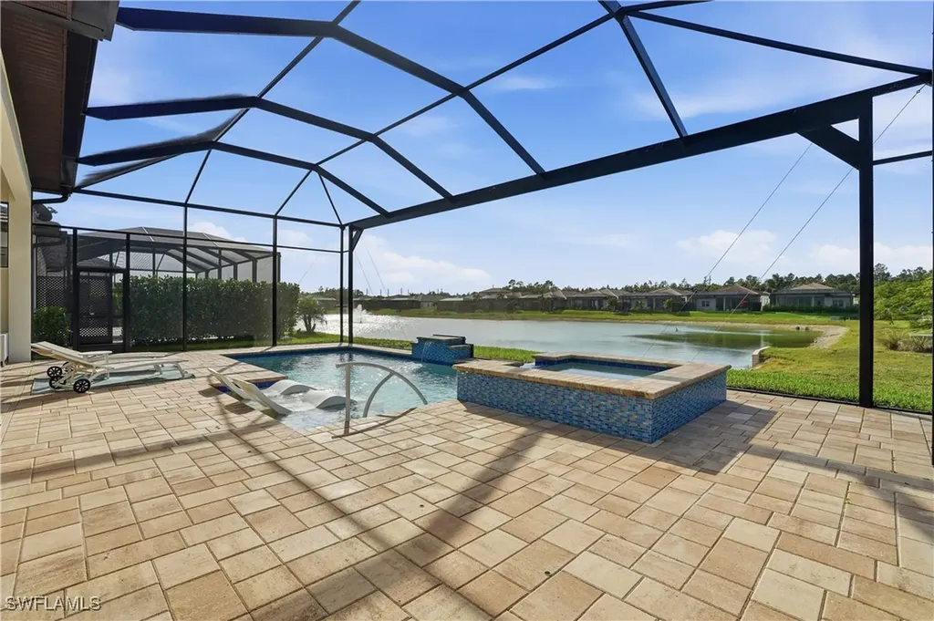 3635 Sapphire Cove Circle Naples FL 34114