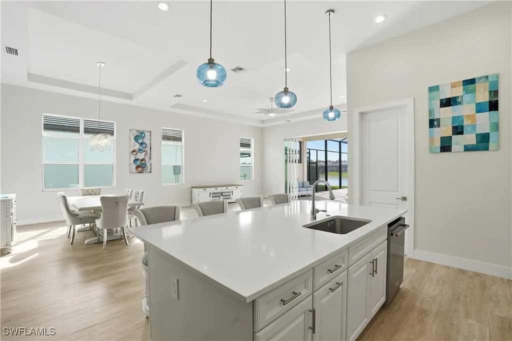 3635 Sapphire Cove Circle Naples FL 34114