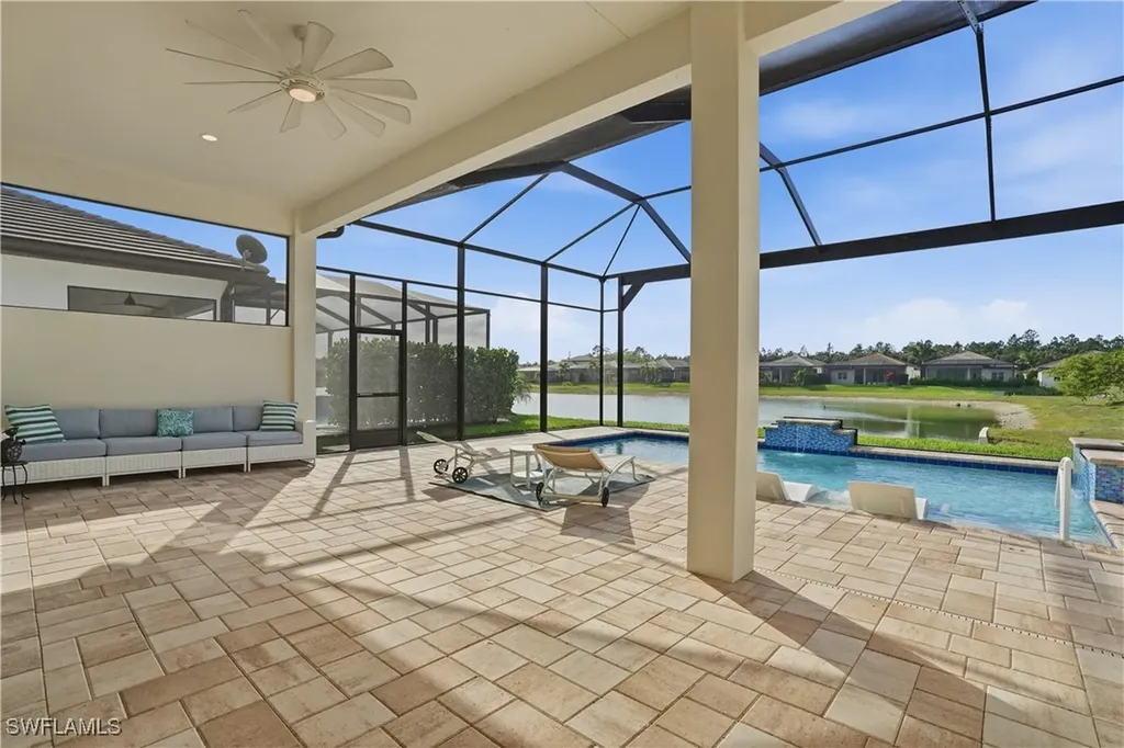 3635 Sapphire Cove Circle Naples FL 34114