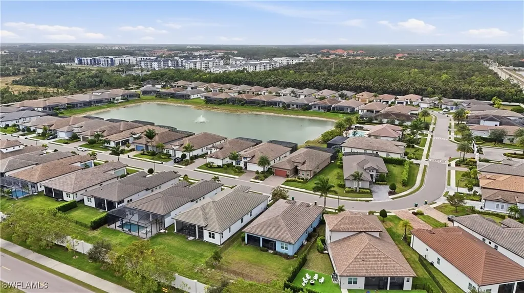 3635 Sapphire Cove Circle Naples FL 34114