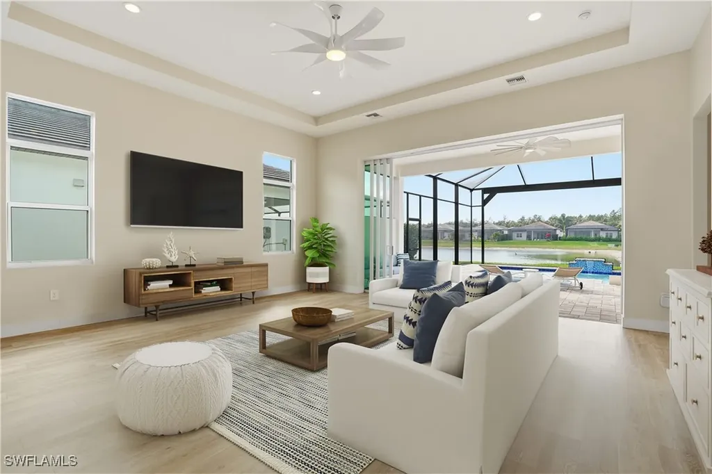 3635 Sapphire Cove Circle Naples FL 34114